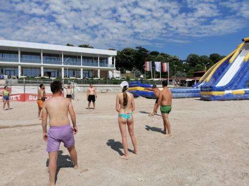 215235161_888557915203075_2245414087385408784_n