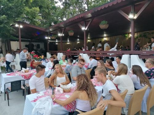 218245377_897356364323230_1740855703305693424_n