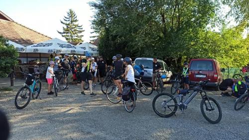 241661036_4304232679630785_7123495492291563936_n-1