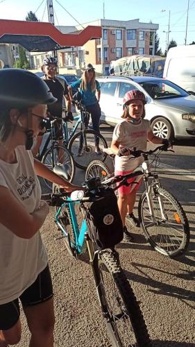 241749507_4304232432964143_2085097442212656519_n-1